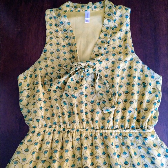 Xhilaration collared dress - Picture 7 of 7